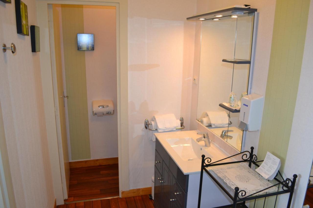 Logis Hôtel Fontaine Morlaix Quarto foto